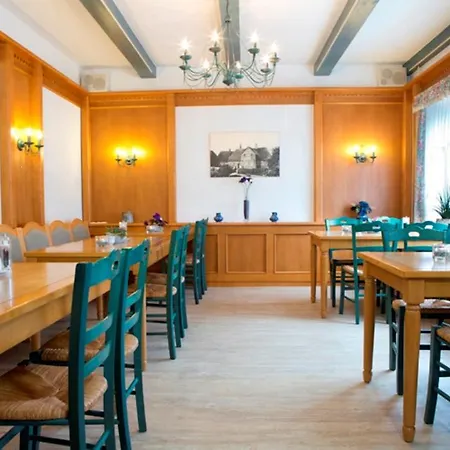 Hotell Landhaus Sterdebuell 3*